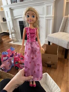 Zuru Sparkle Girlz Princess Doll Pink Dress